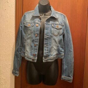 H&M jean jacket size 40